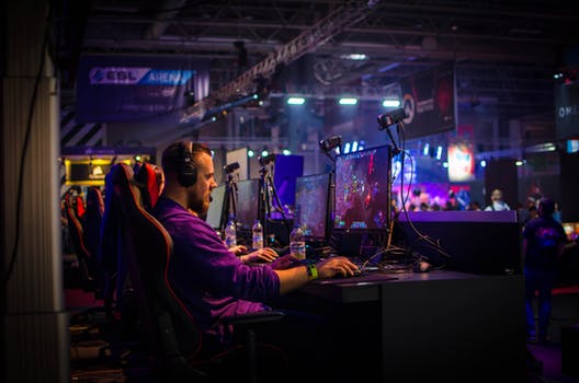 Esports: Exclusivity in an open ecosystem
